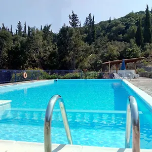 Kaminakia - Adults Only Policy - Delve Into Little Oasis Where Peace And Quiet Reign Supreme - Sheltered By An Evergreen Cypress Forest - Offering A Large Swimming Pool Exclusively For Guests' Use And Breathtaking Sea Views From Every Διαμέρισμα